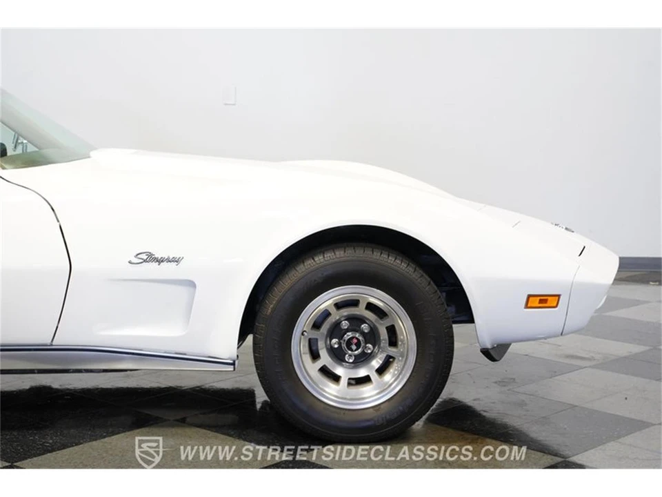 1974 Chevrolet Corvette C3 427 & 454 - Image 29 of 31