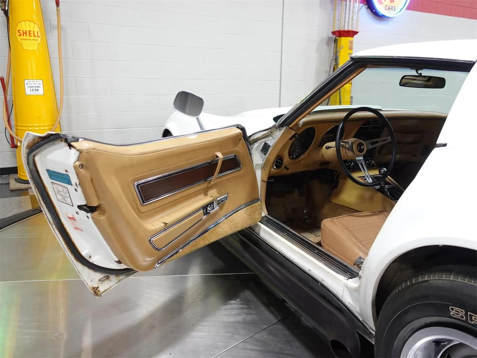 1974 Chevrolet Corvette C3 - Image 8 of 24