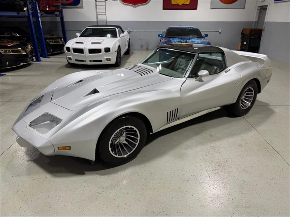 1974 Chevrolet Corvette C3 - Image 2 of 31