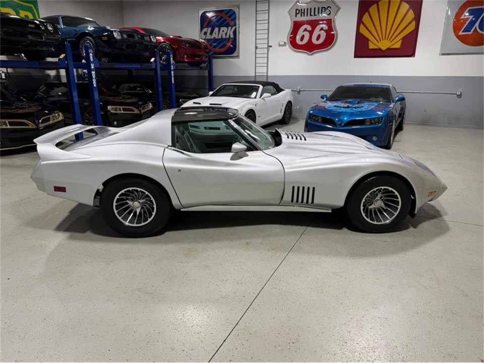 1974 Chevrolet Corvette C3 - Image 10 of 31