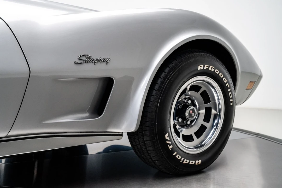 1974 Chevrolet Corvette C3 427 & 454 - Image 13 of 31