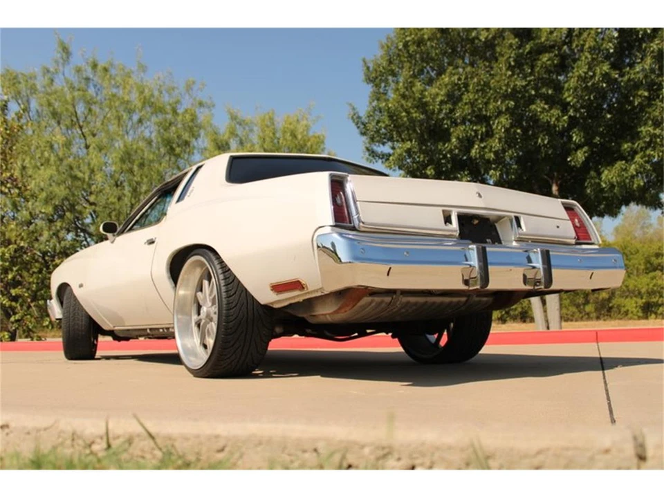 1974 Chevrolet Monte Carlo 2nd Gen - Image 10 of 31