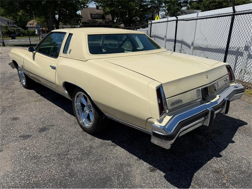 1974 Chevrolet Monte Carlo 2nd Gen - Image 10 of 31
