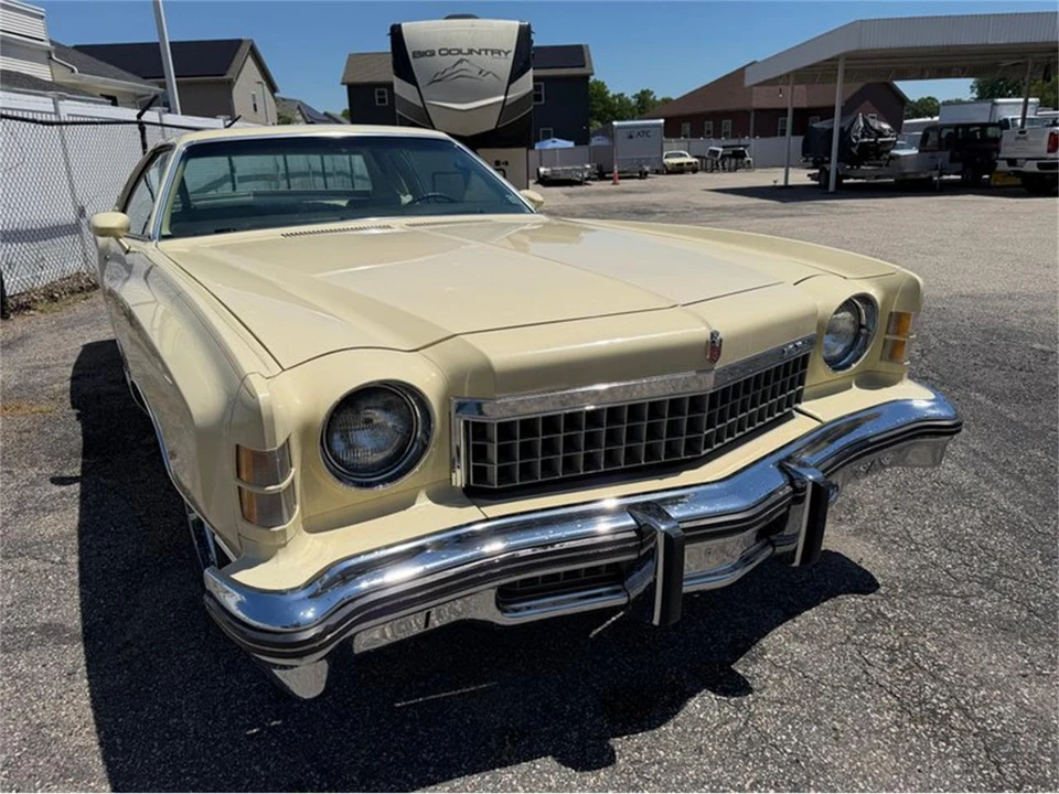 1974 Chevrolet Monte Carlo 2nd Gen - Image 5 of 31