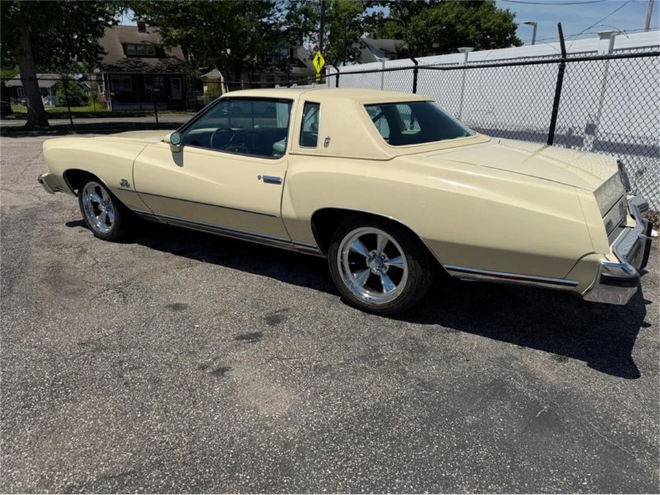 1974 Chevrolet Monte Carlo 2nd Gen - Image 9 of 31