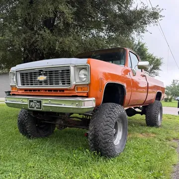 1974 Chevrolet Silverado 2500 Pickup 2D 8 ft