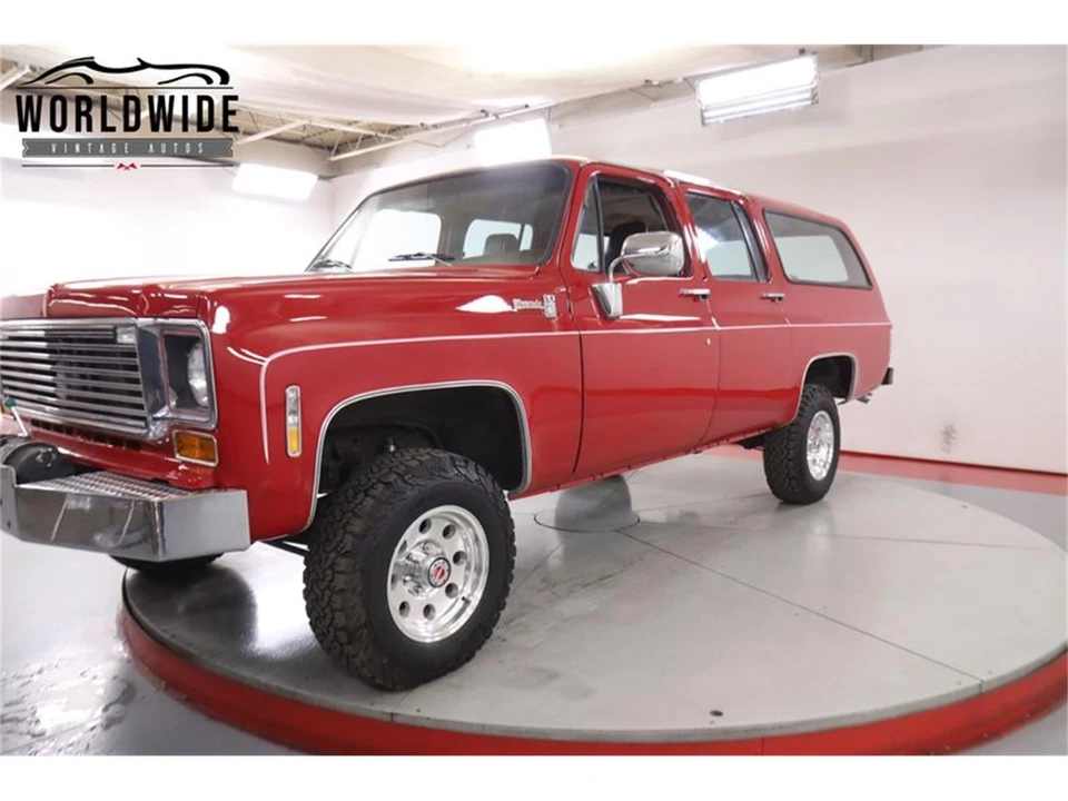 1974 Chevrolet Suburban 7th Gen - Image 13 of 31