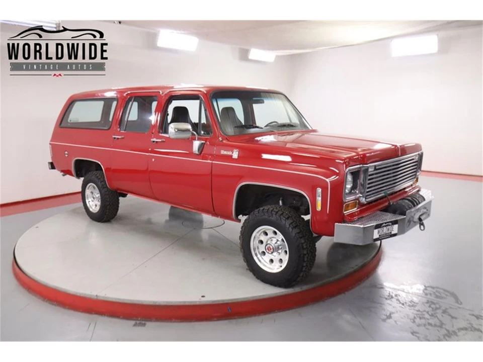 1974 Chevrolet Suburban 7th Gen - Image 2 of 31
