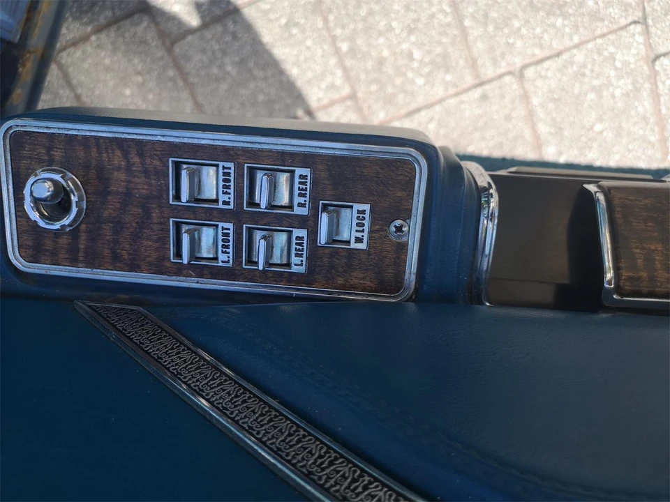 1974 Chrysler New Yorker - Image 8 of 18