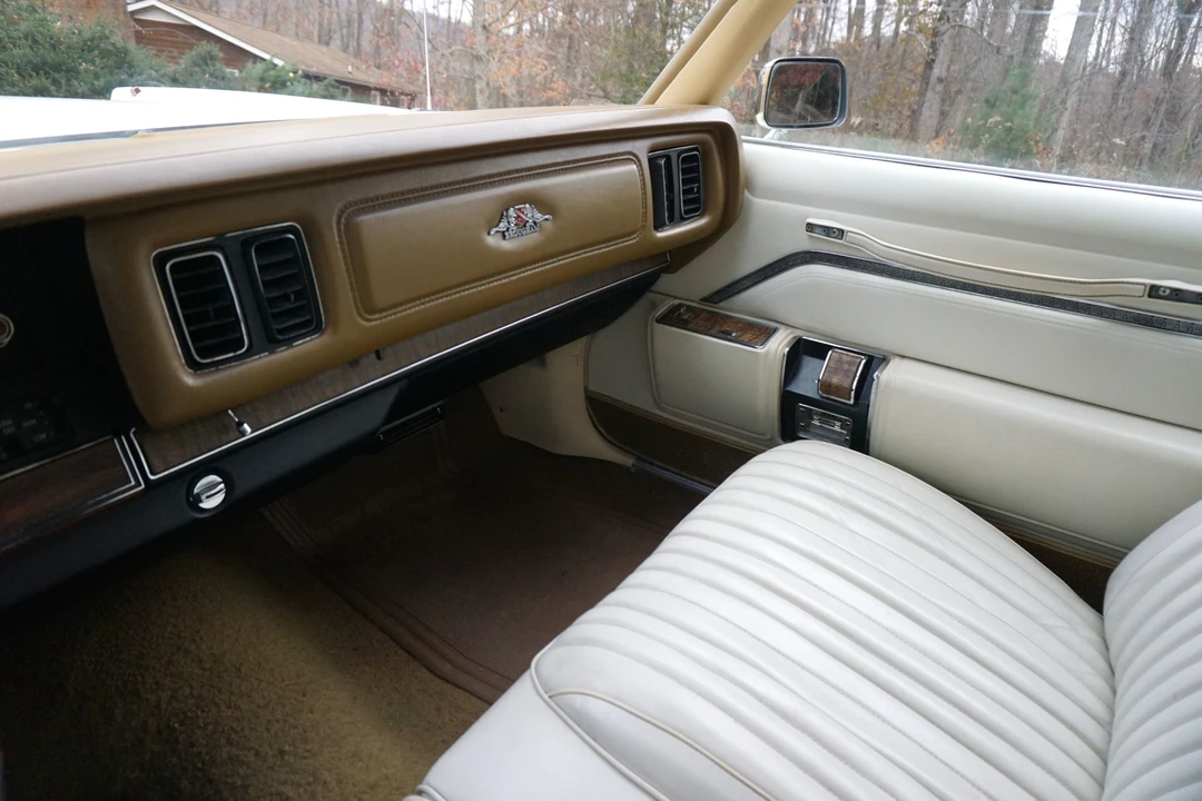1974 Chrysler New Yorker - Image 20 of 31