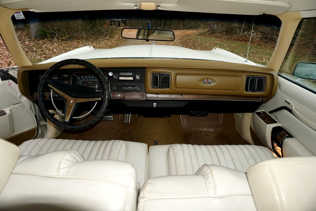 1974 Chrysler New Yorker - Image 17 of 31