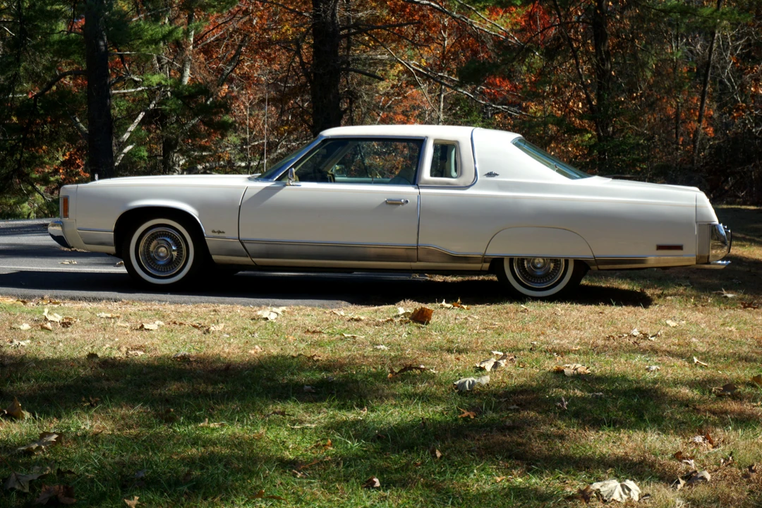 1974 Chrysler New Yorker - Image 5 of 31