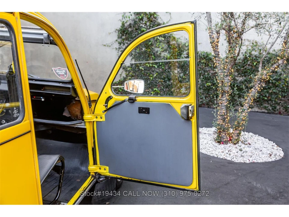 1974 Citroen 2CV - Image 29 of 31
