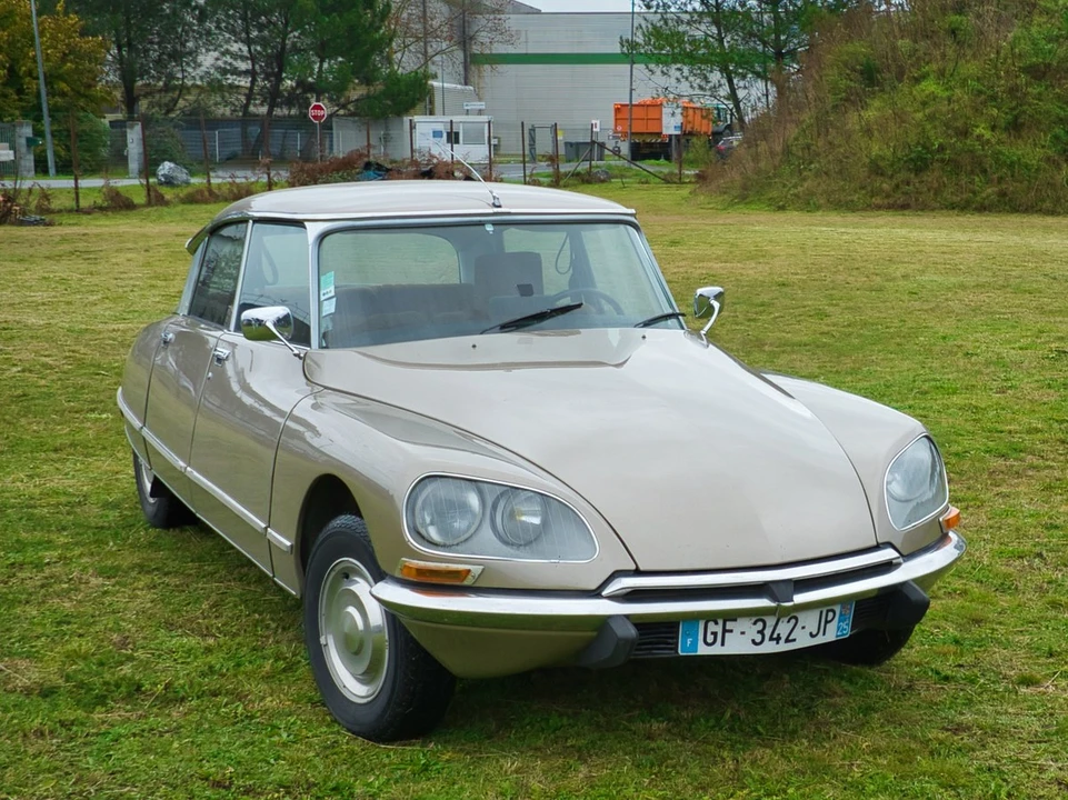 1974 Citroen DS23 - Image 2 of 30