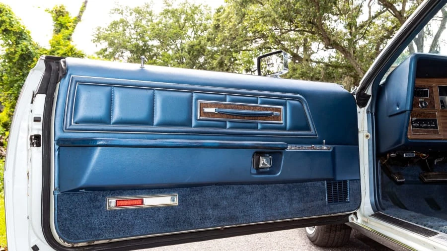 1974 Lincoln Continental Mark IV - Image 16 of 28