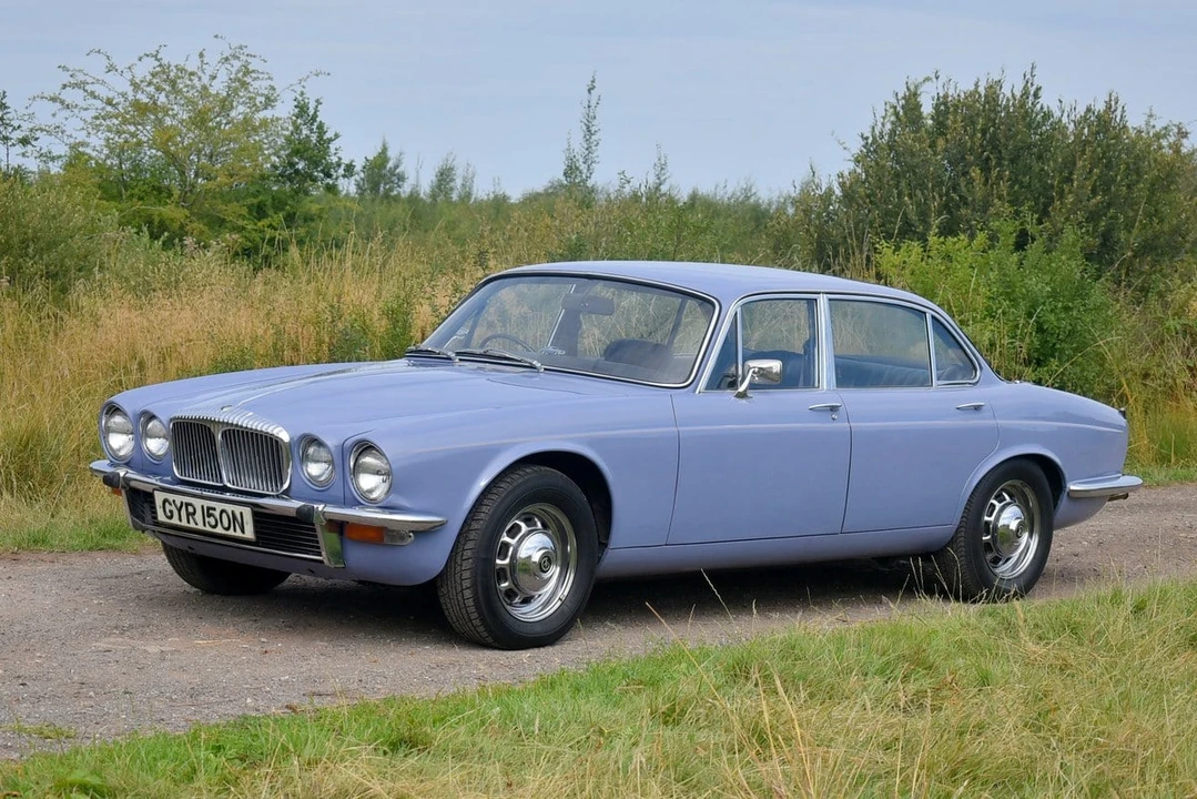 1974 Daimler - Image 14 of 30