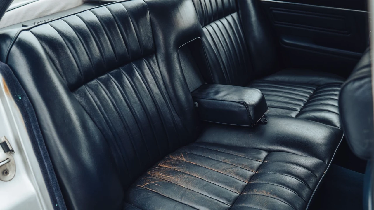 1974 Daimler - Image 12 of 31