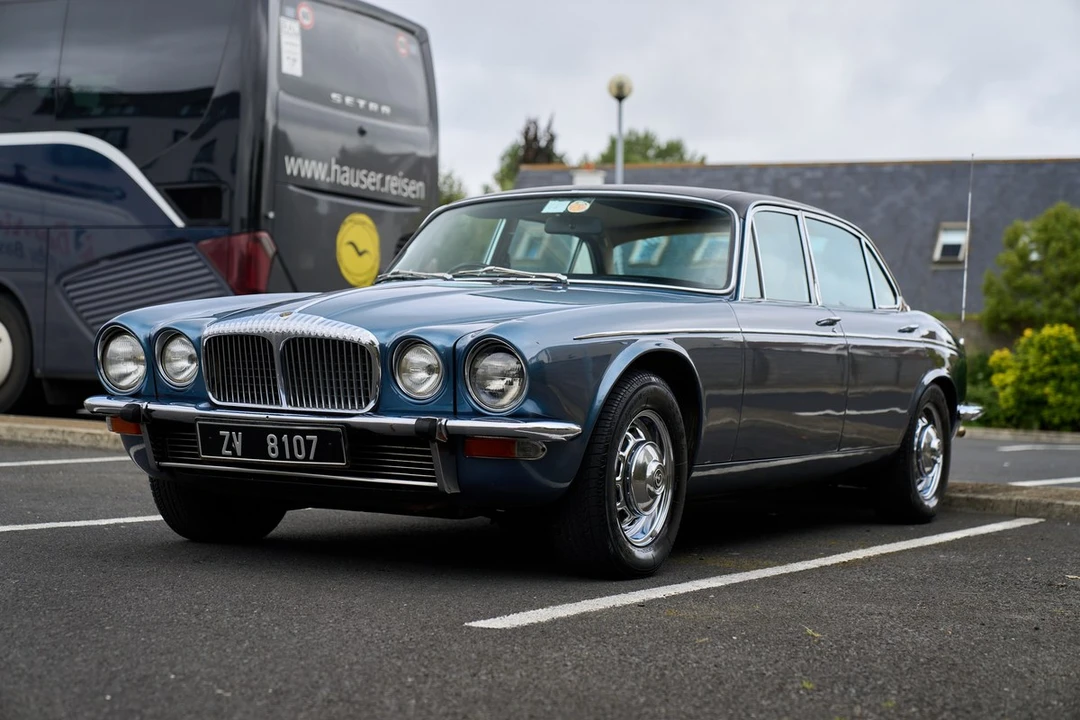 1974 Daimler - Image 3 of 30