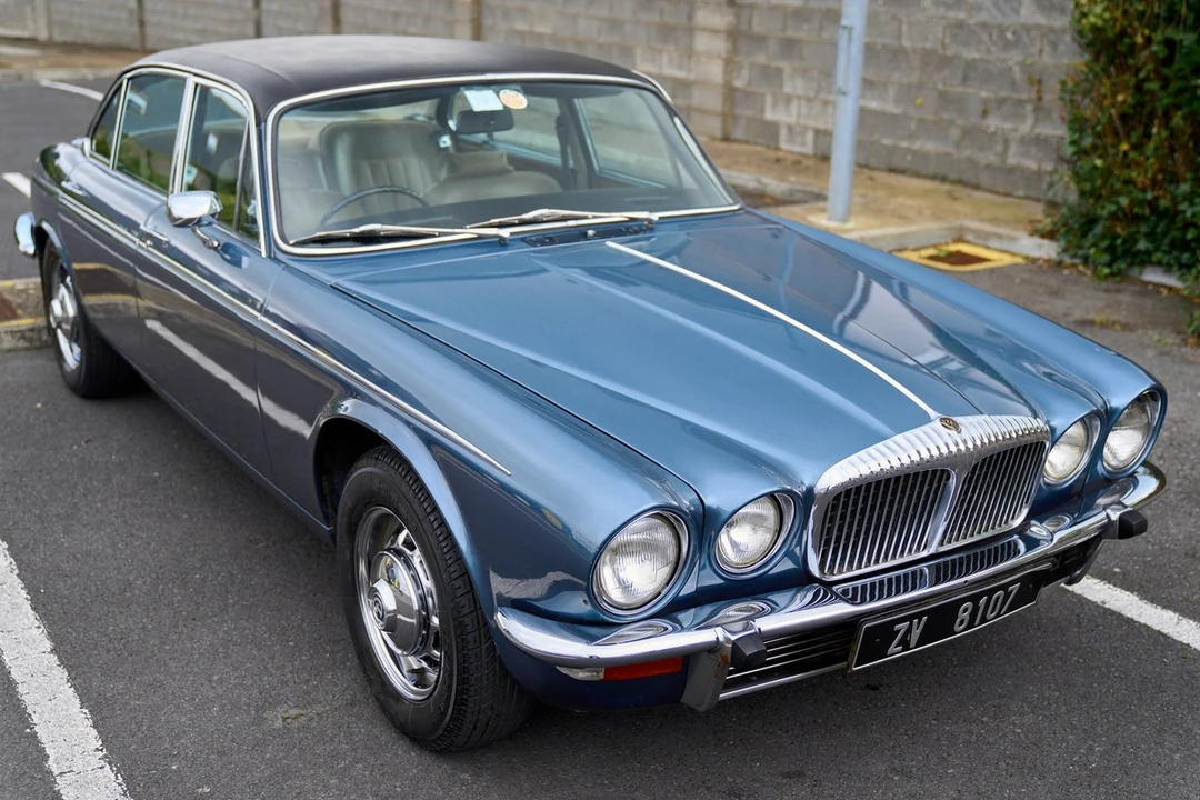 1974 Daimler - Image 13 of 30