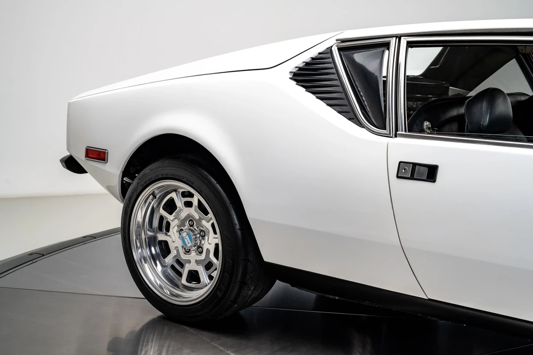 1974 DeTomaso Pantera - Image 30 of 31
