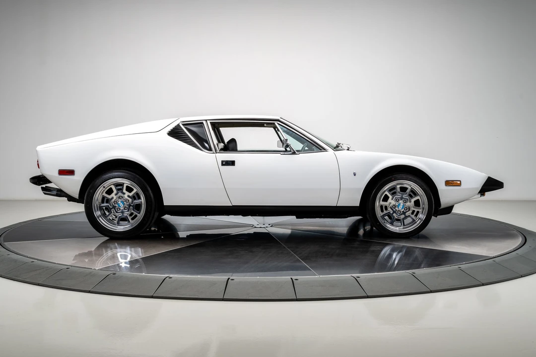 1974 DeTomaso Pantera - Image 17 of 31
