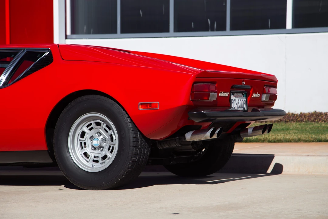 1974 DeTomaso Pantera - Image 15 of 31