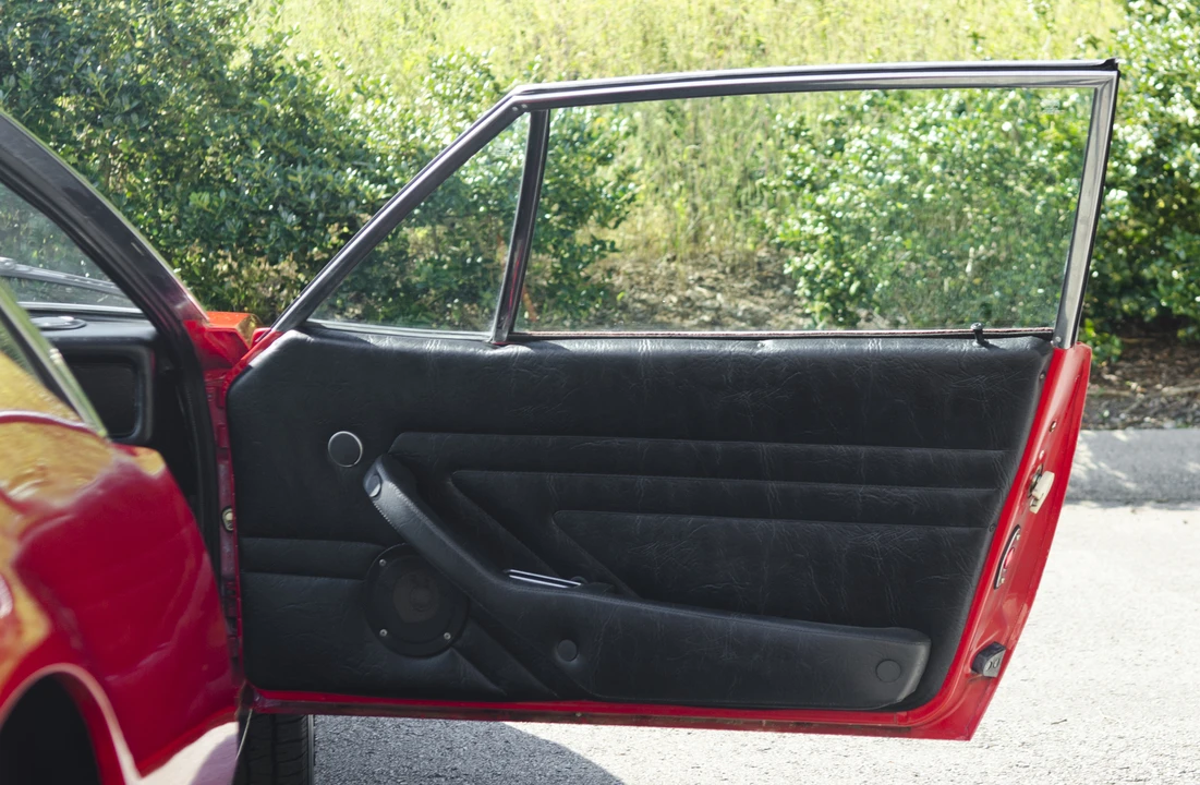 1974 DeTomaso Pantera - Image 27 of 31