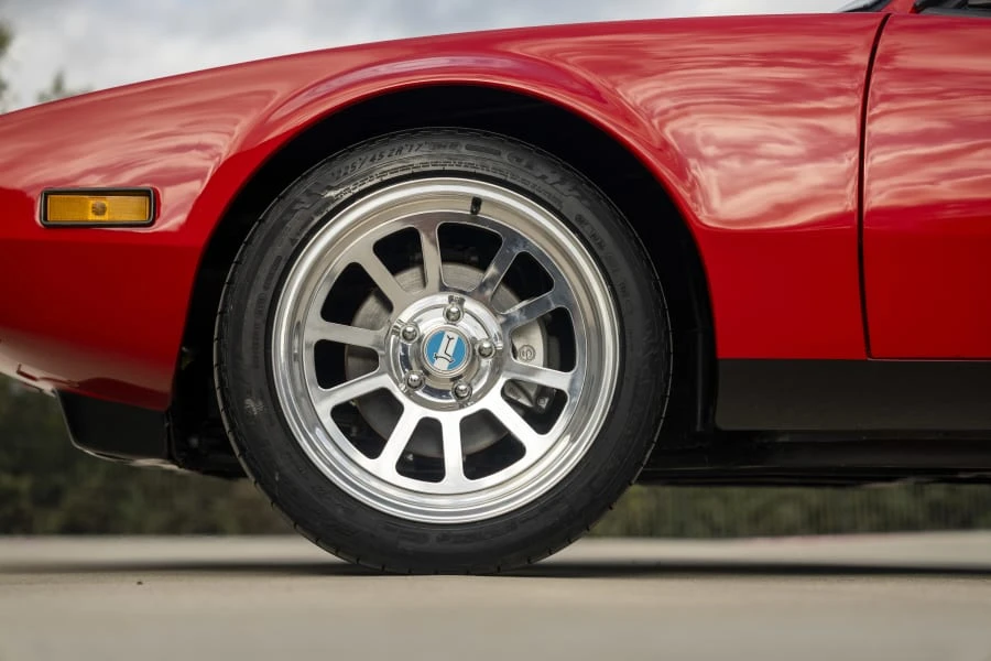 1974 DeTomaso Pantera - Image 14 of 31