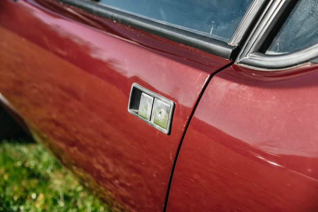 1974 DeTomaso Pantera - Image 21 of 31