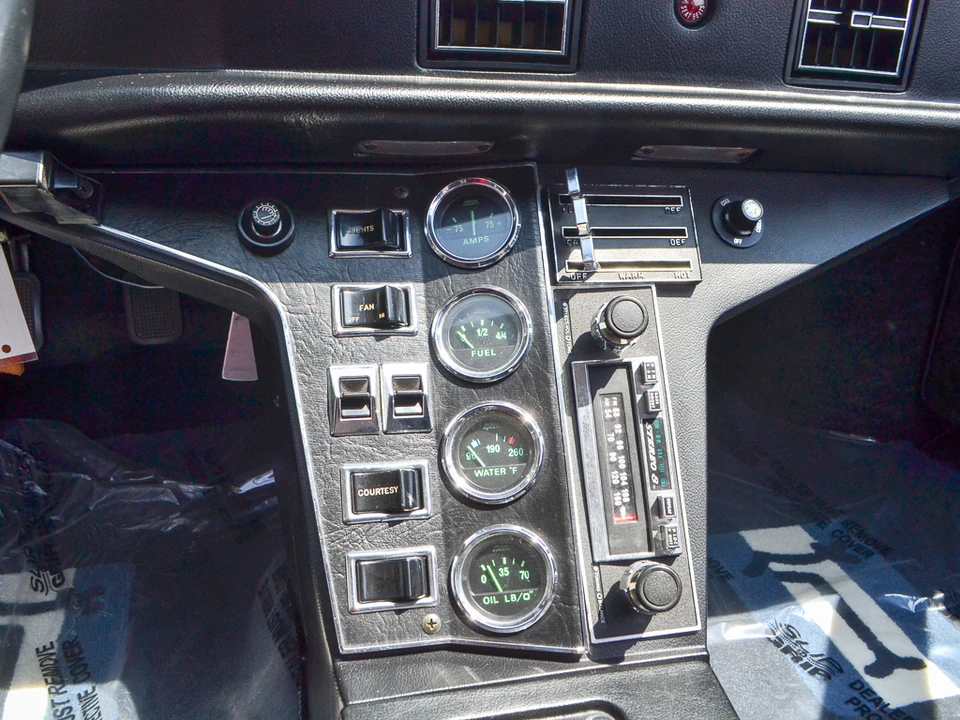1974 DeTomaso Pantera - Image 26 of 31