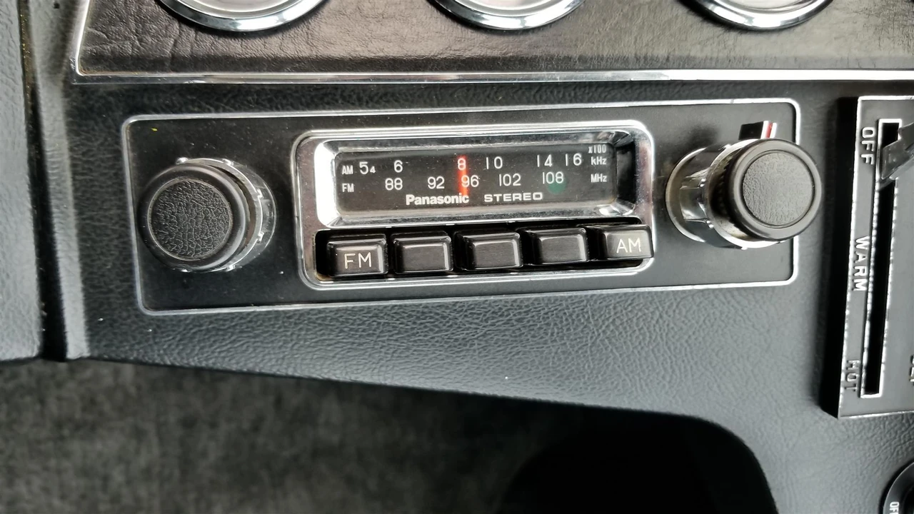 1974 DeTomaso Pantera - Image 28 of 31