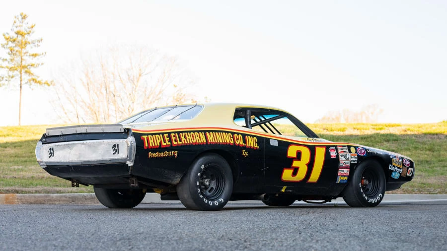 1974 Dodge Charger 3rd Gen - Image 13 of 31