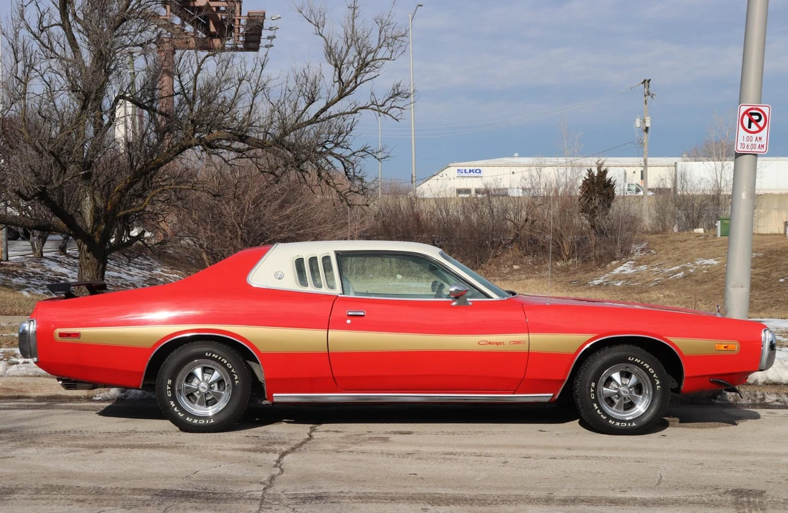1974 Dodge Charger 3rd Gen - Image 16 of 31