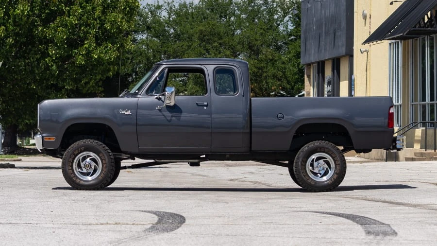 1974 Dodge Power Wagon - Image 2 of 20
