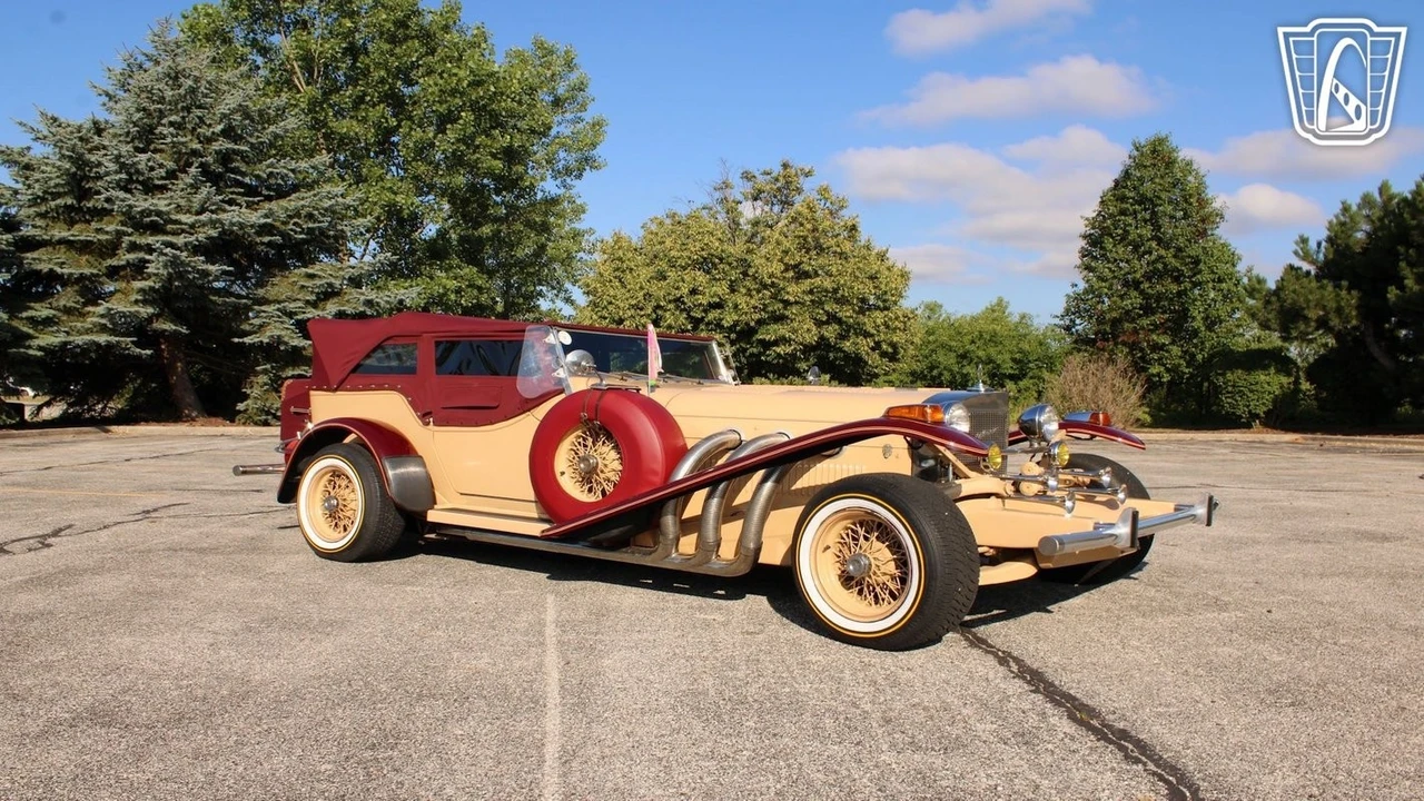1974 Excalibur - Image 10 of 21