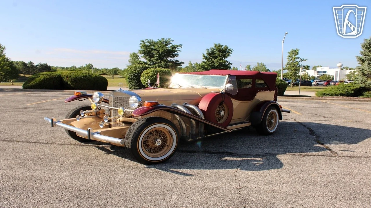 1974 Excalibur - Image 4 of 21