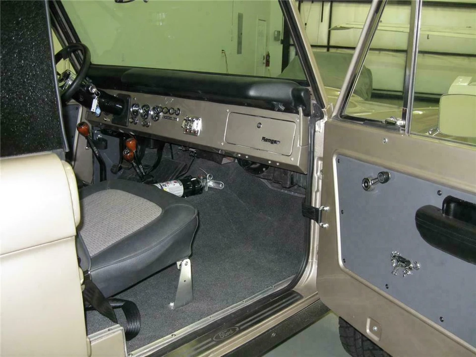 1974 Ford Bronco 1st Gen - Image 3 of 4