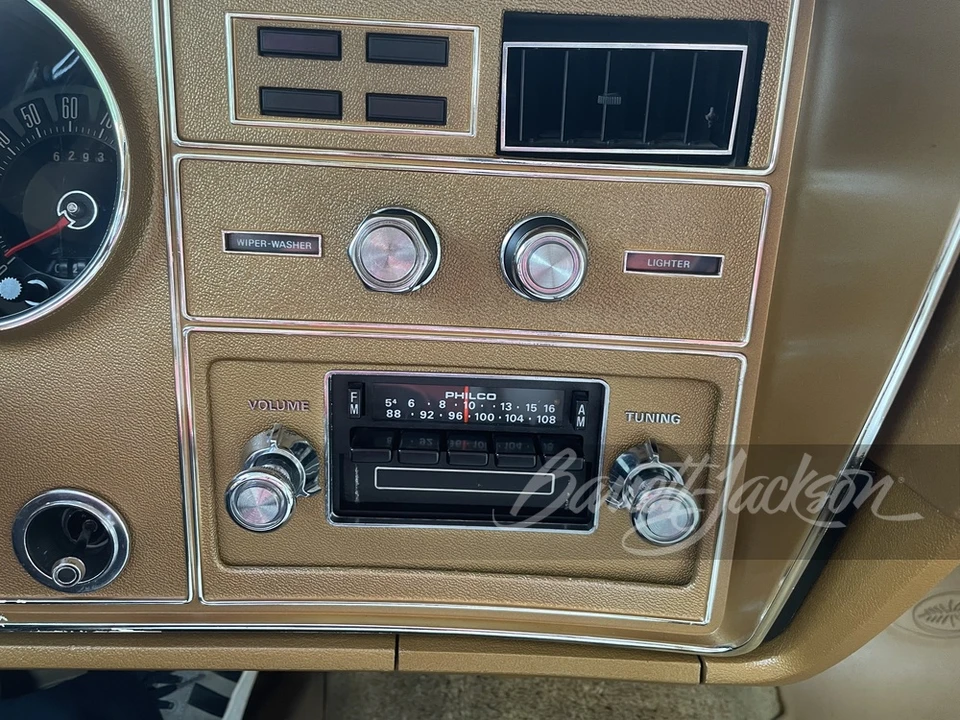 1974 Ford Thunderbird 6th Gen - Image 10 of 24