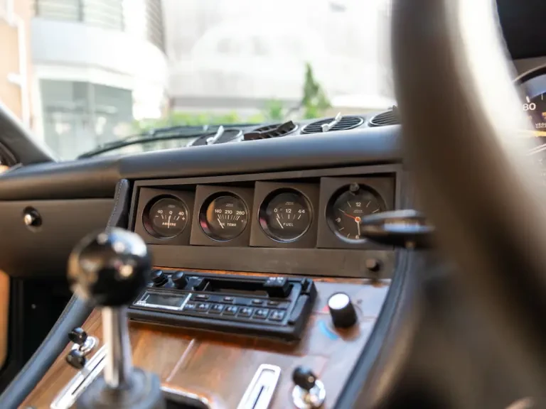 1974 Ferrari 365 GT4 2+2 - Image 18 of 31