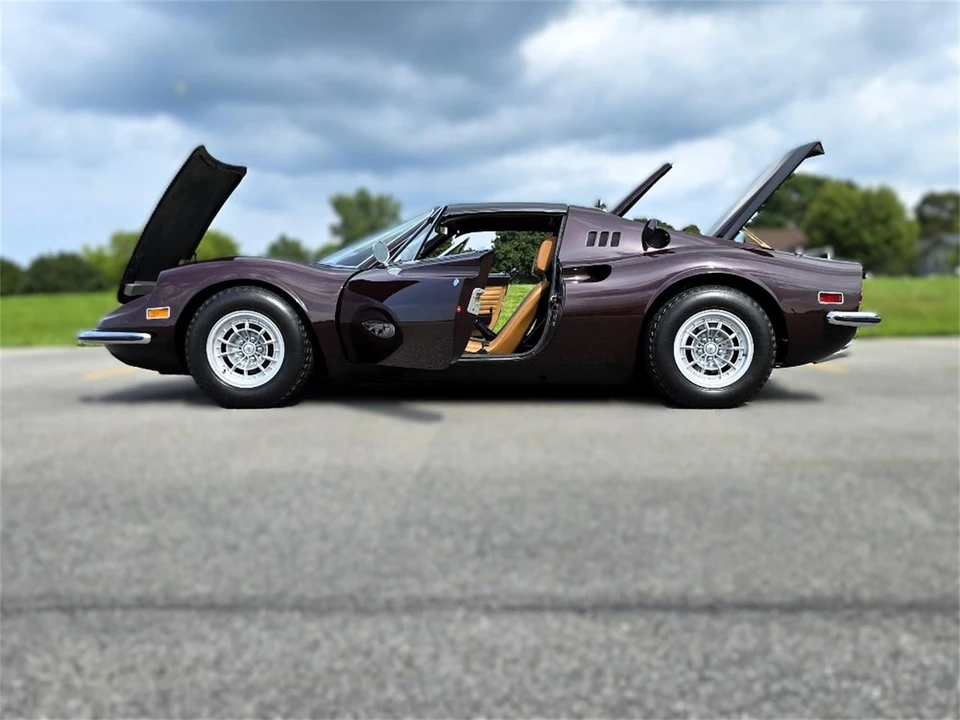 1974 Ferrari Dino 246 GTS - Image 27 of 31
