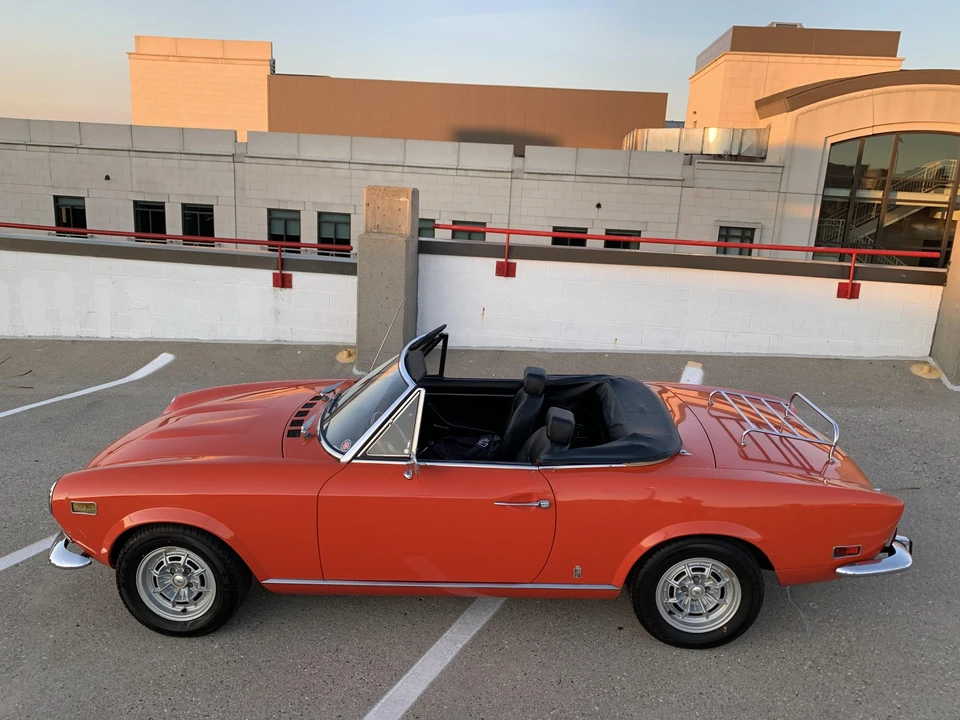1974 Fiat 124 Sport Spider - Image 9 of 31