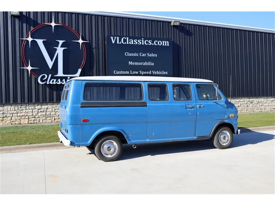 1974 Ford Econoline Van - Image 17 of 31