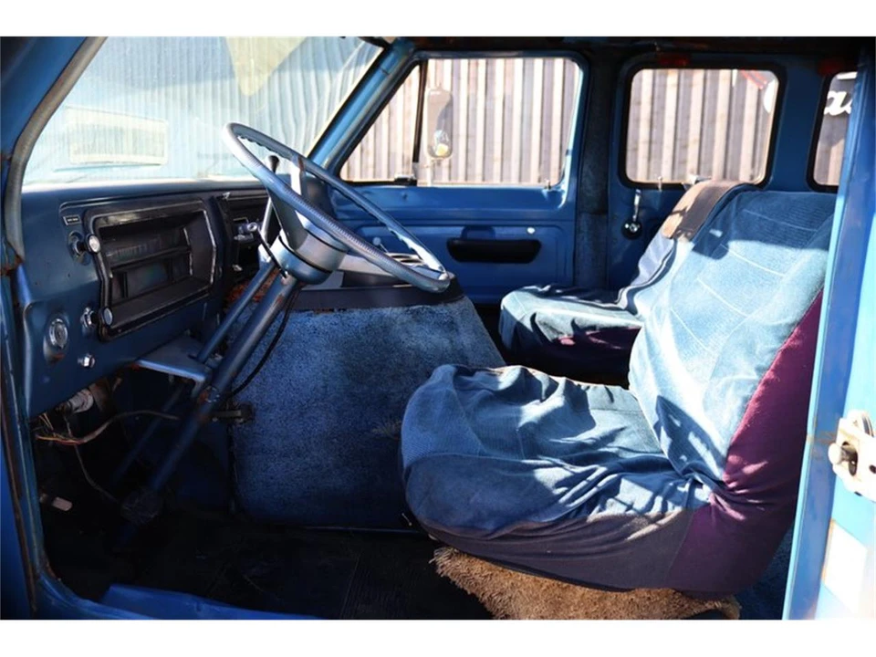 1974 Ford Econoline Van - Image 29 of 31