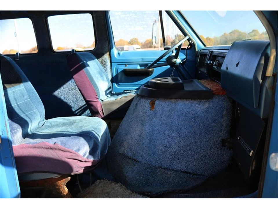 1974 Ford Econoline Van - Image 30 of 31