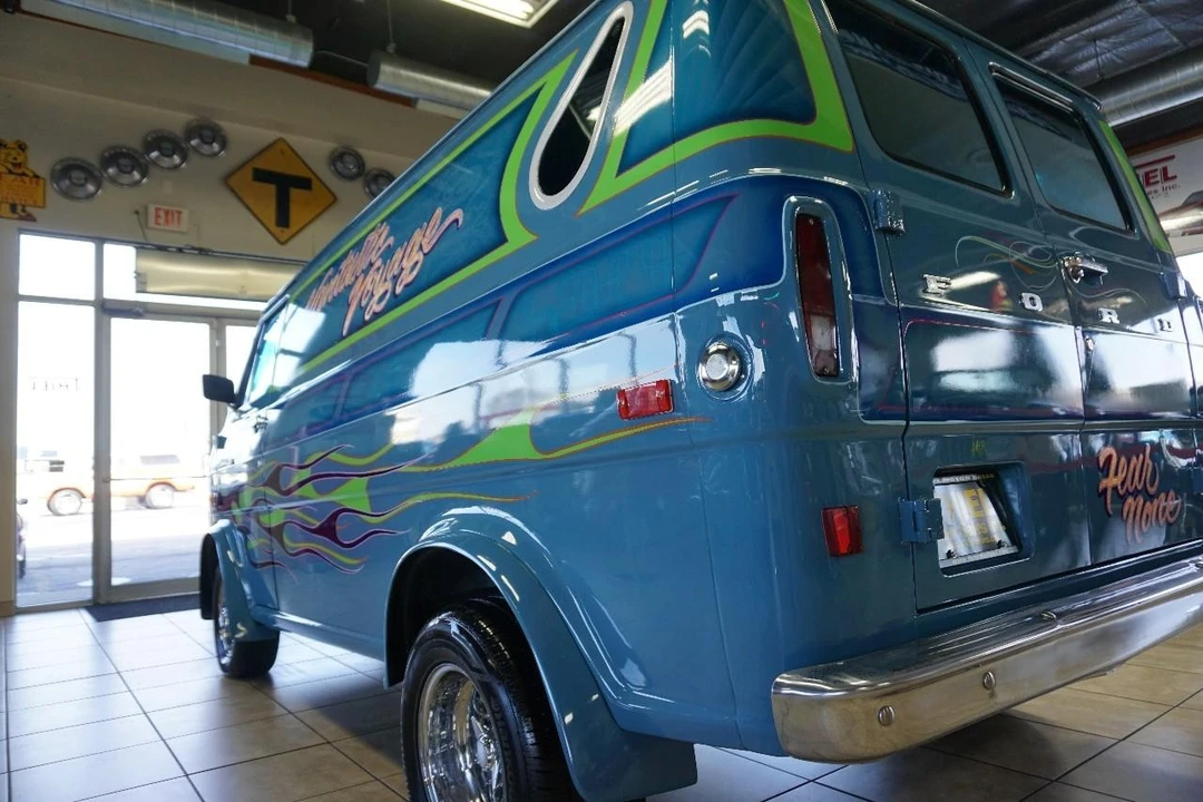 1974 Ford Econoline Van - Image 16 of 21
