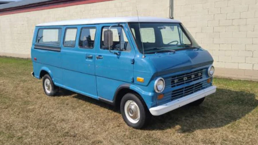 1974 Ford Econoline Van - Image 11 of 12