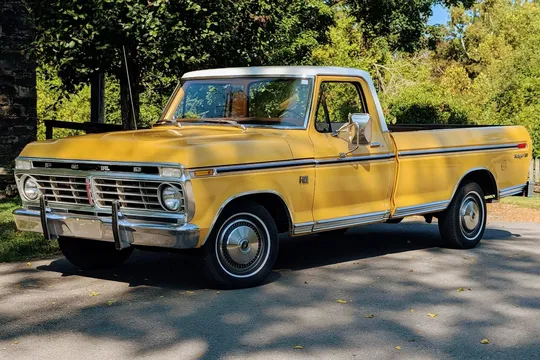 1974 Ford F-100 Ranger XLT 3-Speed