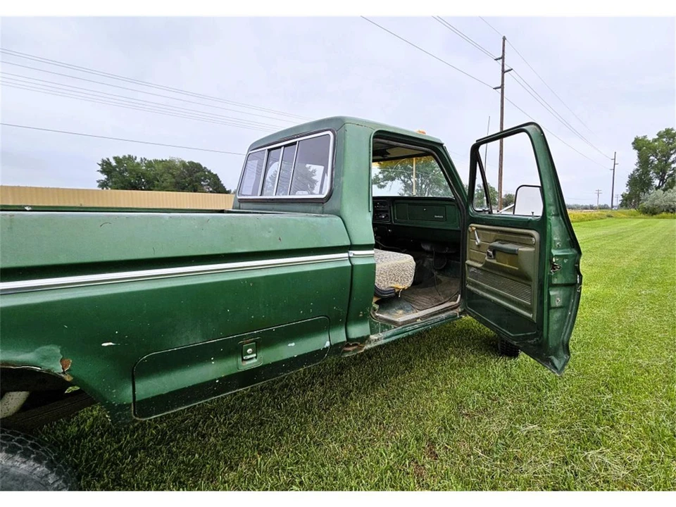 1974 Ford F-Series 6th Gen - Image 24 of 31