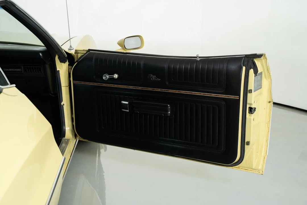1974 Ford Torino 3rd-4th Gen - Image 29 of 31