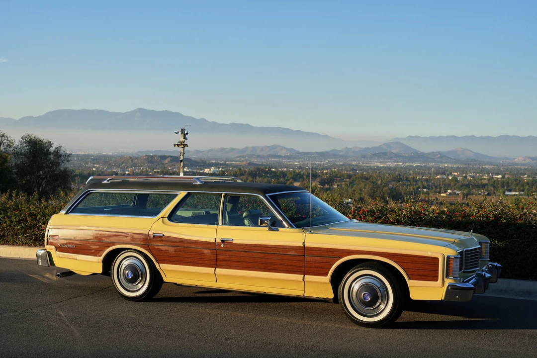 1974 Ford Country Squire - Image 17 of 31